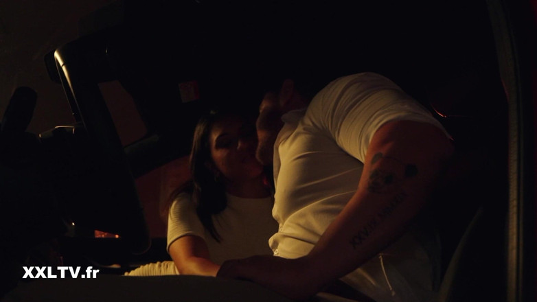 XXLTVFR: Torrid Reconciliation in the Back Seat