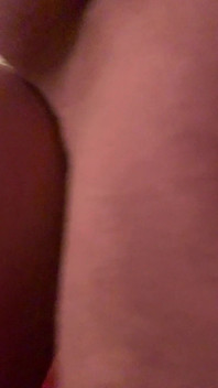 Tante seksi rambut cokelat lagi asik ngentot kontol sampai dicrot di dalam