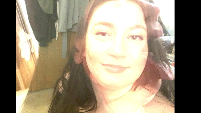 TrotzillaTheGod: Une grosse blanche sexy suce