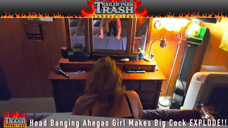 Trailer park trash productions: Fodendo a cabeça da menina Ahegao Twerks em pau enorme...