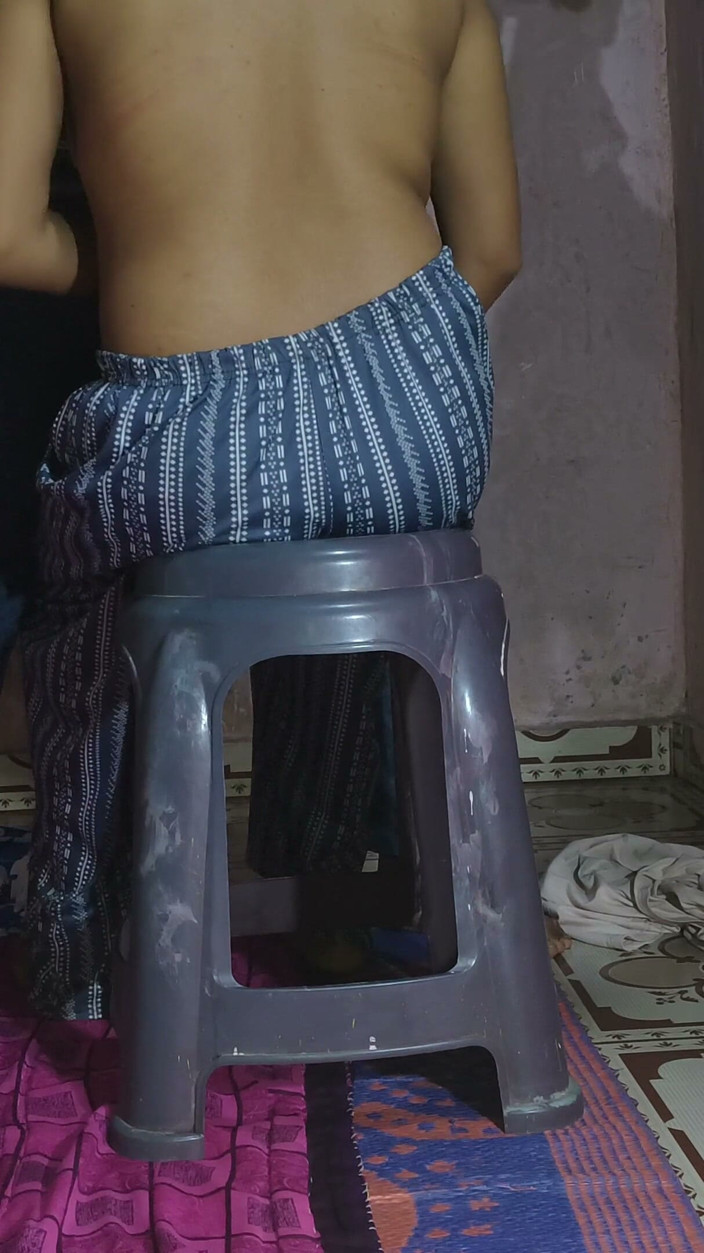 Arjun family porn: देसी गाँव की लड़की के साथ घर में हॉट चुदाई
