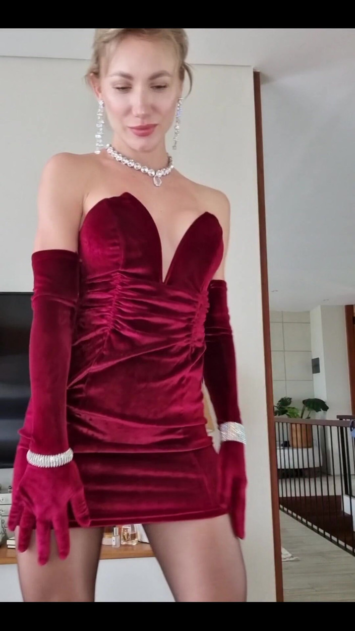 Angel The Dreamgirl: 你喜欢这个衣服吗？