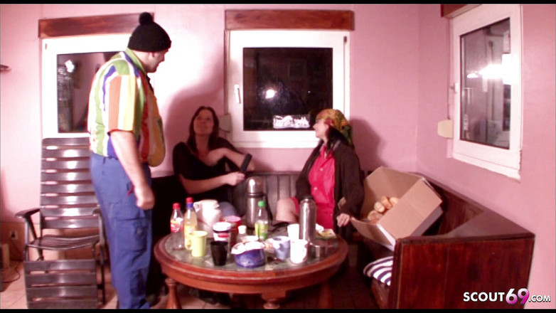 Full porn collection: 더 방문은 이제 우리가 마침내 새로운 정원 창고에서 강타 할 수 있습니다 사라