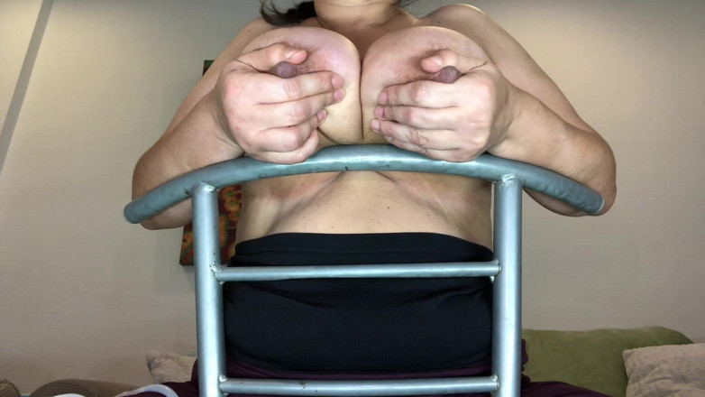 VeeVee Vixen: Hucow nipple entrenamiento cam 2