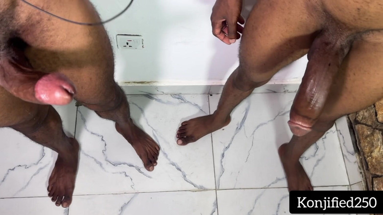 Konjified250: Dua Lelaki Lurus Melancap