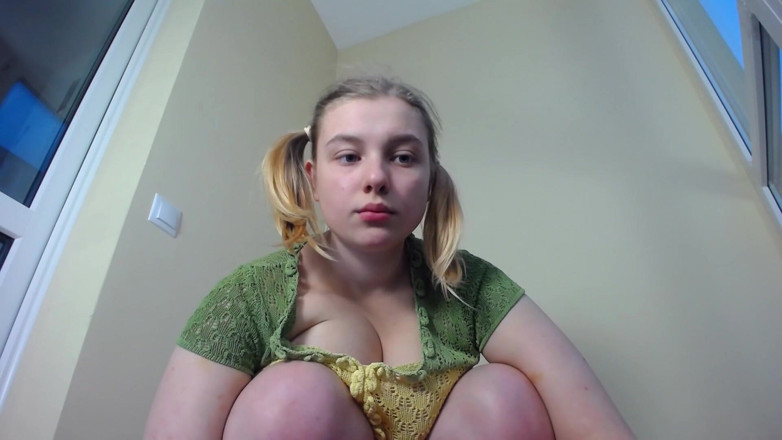 JuiceLussie: Body on Oil Show