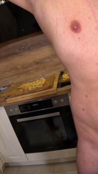 Memanggang Kue BDSM!