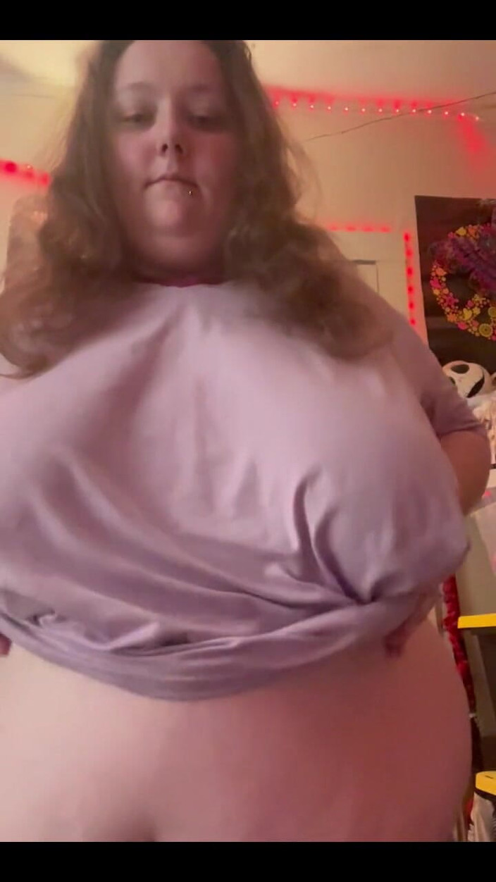 SexyBreedingBbw: Velká krásná děvka se svléká
