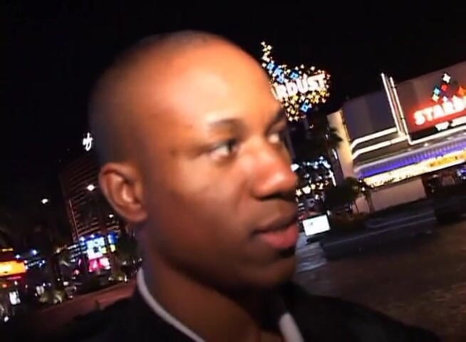 CBD Media Interracial: セクシーな温泉赤ん坊は彼女のタイトな商品で黒くなります