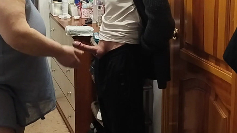 Zona901: Tchýně kurýr se sexem