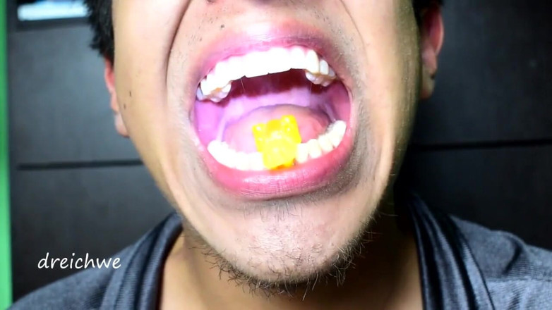 Dreichwe: Comiendo osos de goma
