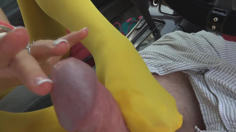 Angel The Dreamgirl: Teasing you with my colored tights