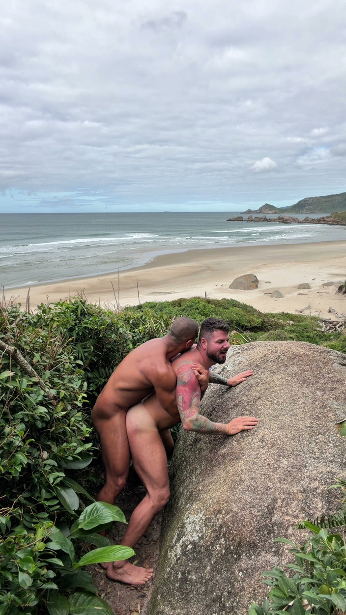 Anton Brazil: Cruising