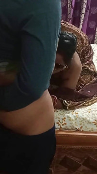 タミル語 Mallu Swati Bhabhi ハードコア ドリル プッシー サリーとブラの非常にホットな Masti Xvideo
