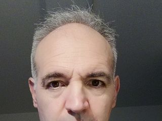 Setesesso7: Takipçilerim ve arkadaşlarımla yarağımı mastürbasyon yaptığım ve edepsizce konuştuğumuz canlı şovum.