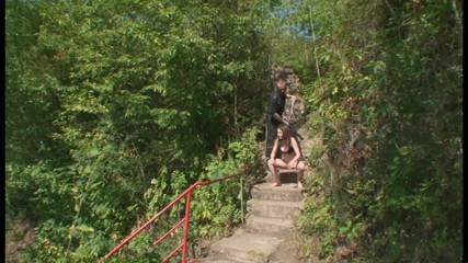 Absolute BDSM films - The original: Ponižující prstění na břehu jezera