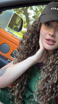 Fiica vitregă Starbucks Barista îl fute pe tatăl vitreg bogat Teddy Tarantino