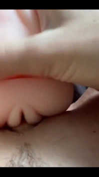 My Pussy Like Rub This Toy