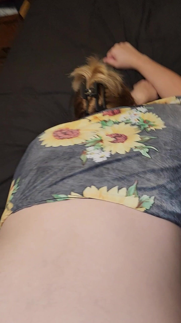 Mama_Foxx94: Svádění letních letních šatů: vášnivé odpoledne milfky