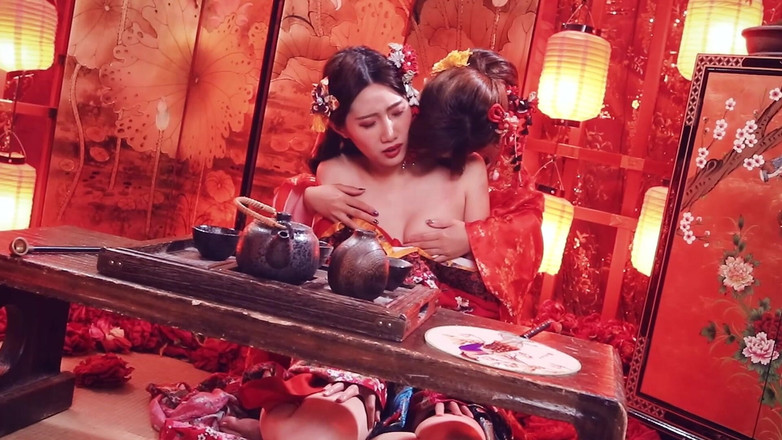 SWAG.live: Under the kimono - dua pelacur ini dientot habis-habisan sampai meringis...