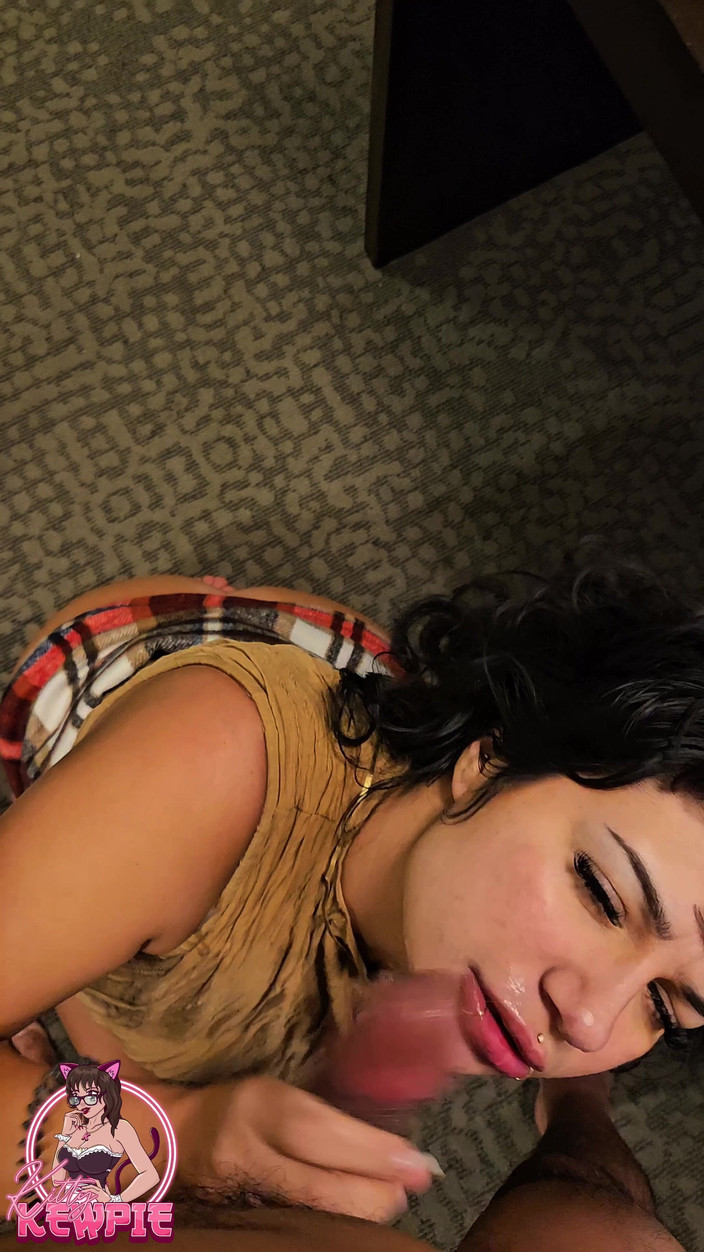 Kitty Kewpie Korner: Fute un fan september