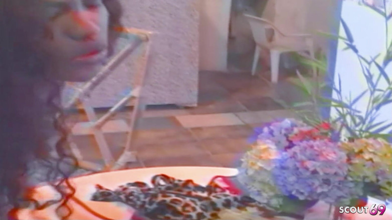 Shemale TS Collection: 핫한 보지에서 이웃과 섹스하는 금발 라틴 트랜니