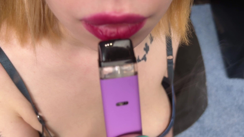 Eva Deva: Rauchen-fetisch. ich rauche, magst du es