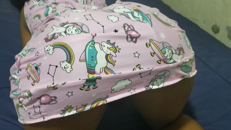 Lovemina: La principessa ebano con un gran culone ama i colpi...