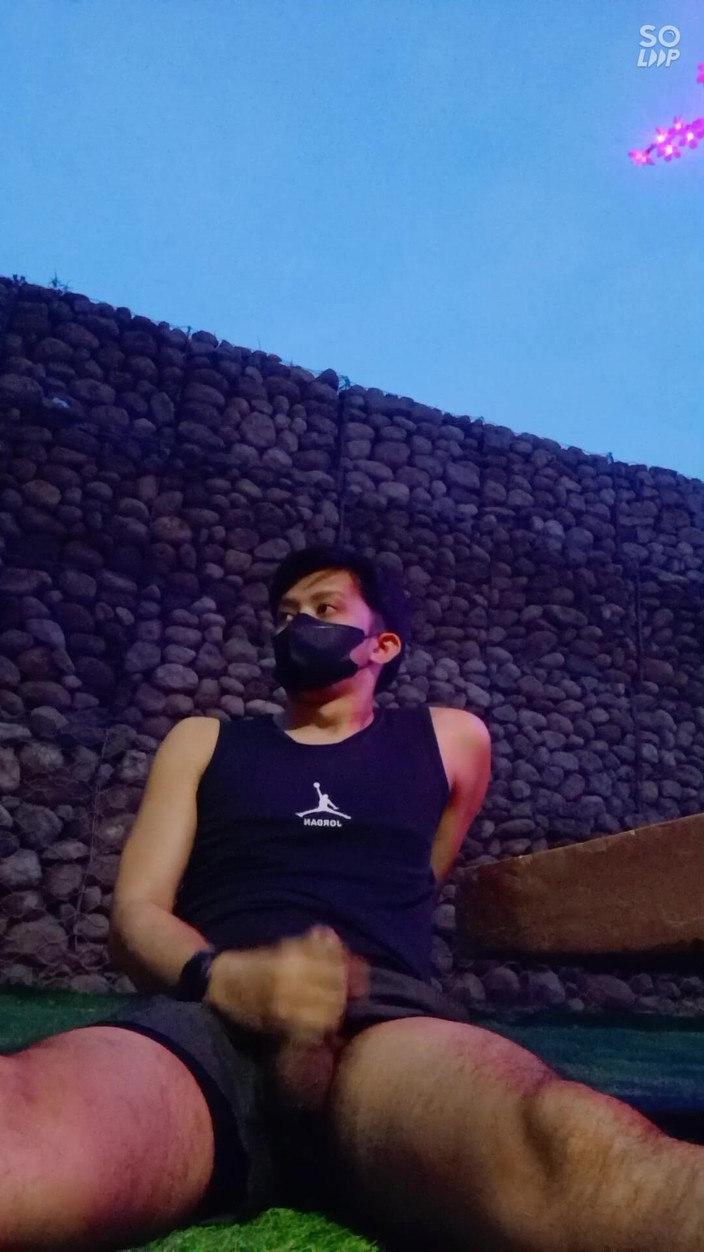 Rent A Gay Productions: Sesi Luar Twink Asia Dengan Cumshot