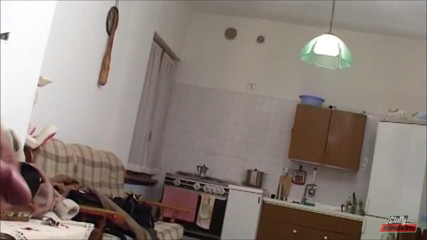 Vere Casalinghe Italia.: 痴女熟女が彼女の穴積によって濡れたディックス