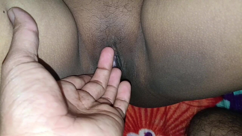 Mami4711: Kawan perempuan Ia Pergerakan Yang Menakjubkan Dalam Pancutan Mani Berjemur...