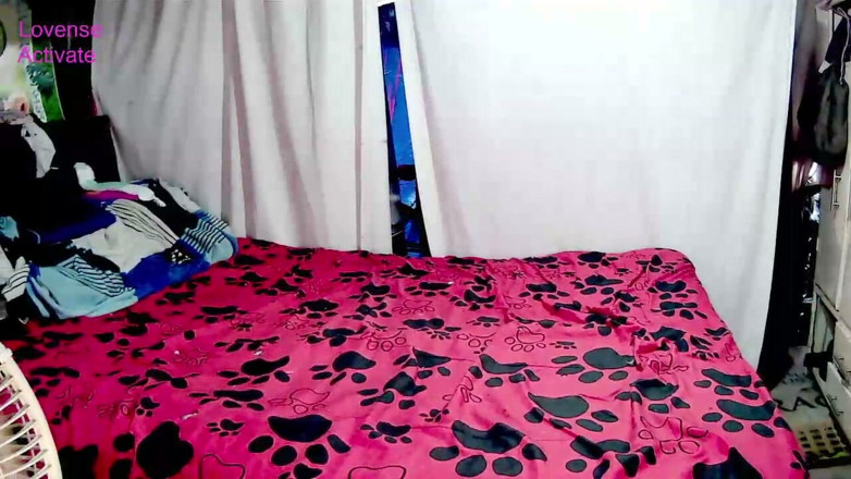 Britanly-Brow: 彼はインド人の女の子のパンティを盗んで、それを私の尻に突っ込んでくれと懇願しました