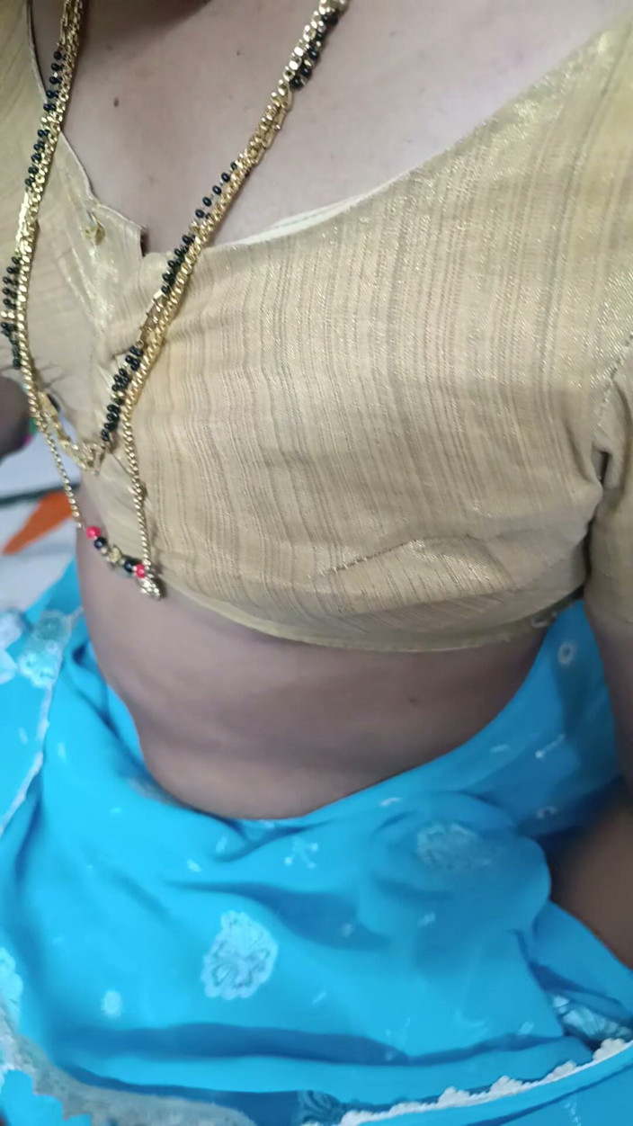 Desigirlsiri: Desi Indische echte schoonzus neukt hard uitleggen neuken Telugu audio