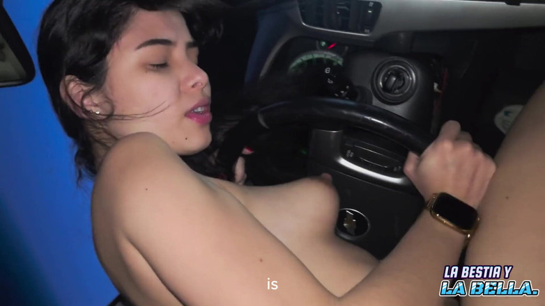 Labestiaylabella: Tengo sexo en el auto con el novio de mi...
