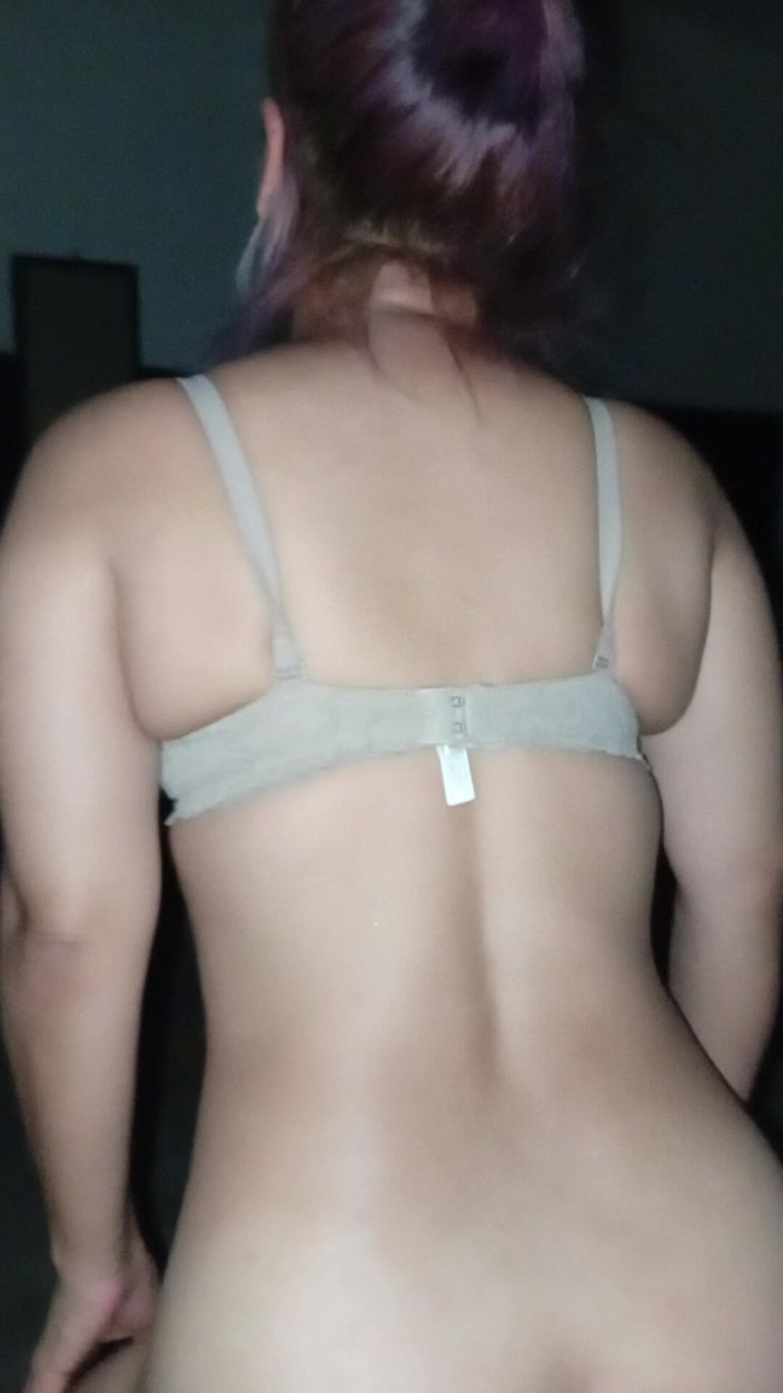 VioletOffer97: Колаген викликає бризки збудженої MILF
