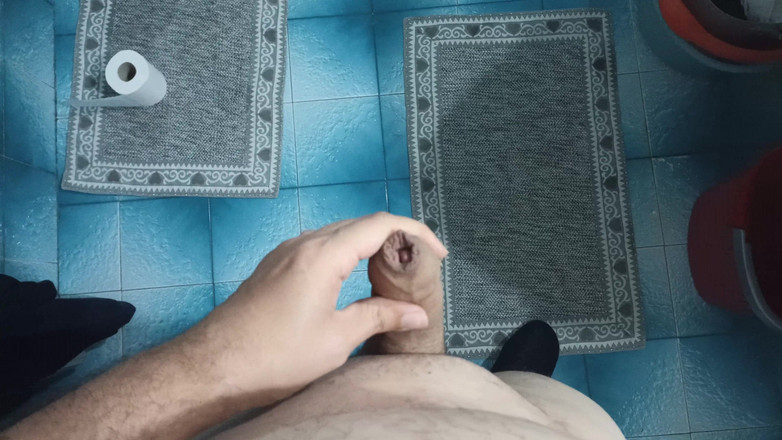 Lele Sapara: Ev banyo lavabosunda elle muamele