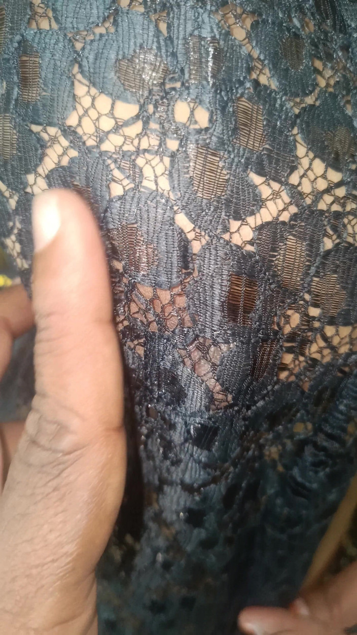 Inba: Rochie transparentă de culoare neagră