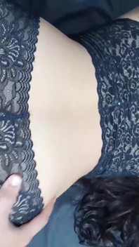 OMG!! Minha meia-irmã tem uma buceta apertada e cremosa incrível ... ela me deixou gravar tudo no meu celular!