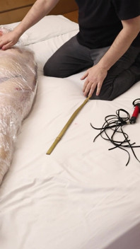 플라스틱 랩으로 켈을 비인간화! 그녀는 내 민감한 플라스틱 인형입니다.