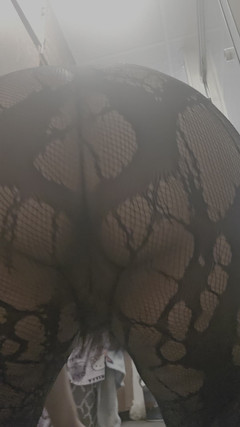 LatinaGoddess: Sacudiendo mi culo