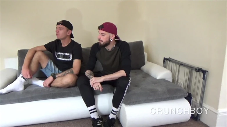 Bareback porn with straight boy: Il Fiml ses deux matees En Plan Sneaker