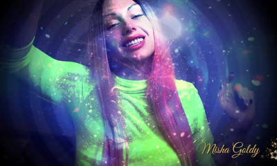 Goddess Misha Goldy: JOI ที่น่าหลงใหลสุดๆ! ด้วยคาถาเวทย์ของฉัน การรูดแต่ละครั้งจะยิ่งทำให้คุณเสียวขึ้นไปอีก