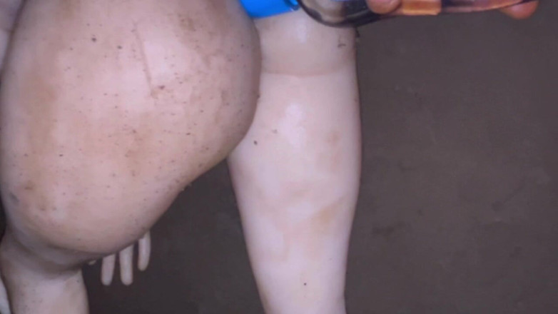 Bangcum8: Tôi luôn đút con cặc của mình vào búp bê tình...