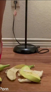 Fruit pissend verneuken met mijn hoge hakken