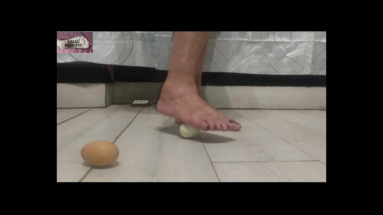 Casal Gresopio Female: Mel zdrobind ouă 5