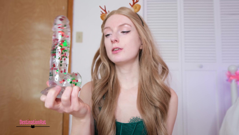 Destination Kat: Dildo cremoso per natale