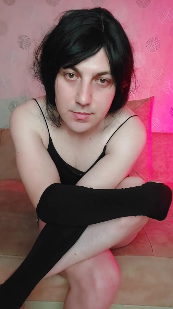 Kitty_Cross: Energia feminina em cada passo