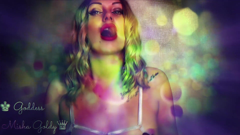 Goddess Misha Goldy: Nessuna scopata nella figa! Solo una forte scopata CEREBRALE ASMR!