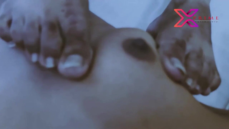 Creative Pervert: インドのホットな義理の妹は家で一人です - 筋金入りのインドのセックス