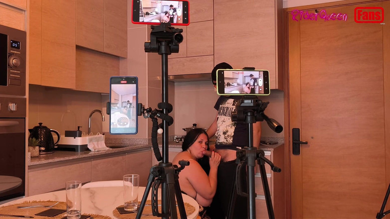 Riderqueen: Video pro fanoušky - nevlastní syn navštěvuje nevlastní matku v kuchyni